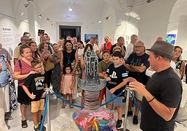 No es papel, es arte: Félix Semper 'estira tu imaginación' en Cuevas del Almanzora