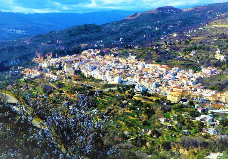 Un pueblo de Granada se solidarizará con las personas con autismo en sus fiestas de la Virgen de los Dolores