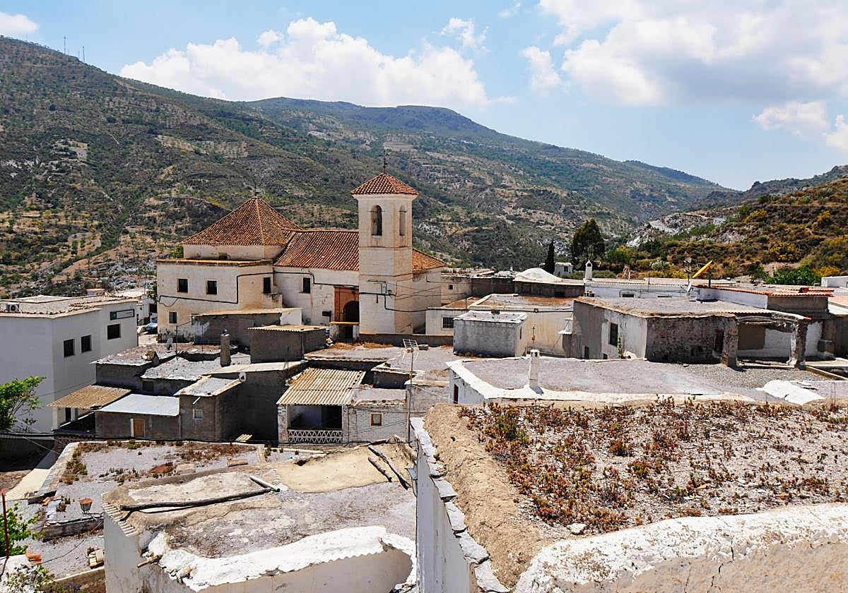 El pueblo de Cojáyar perteneciente a La Alpujarra.