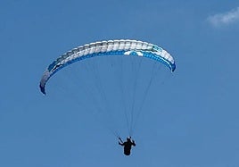 El parapente es un deporte de aventura muy popular en la provincia.