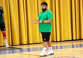 Pablo Ruiz, exigente, se muestra contento por las tres semanas de trabajo.