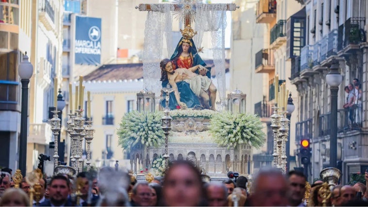La hermandad de la Alhambra celebrará todo lo vivido durante el XXV Aniversario de la Coronación