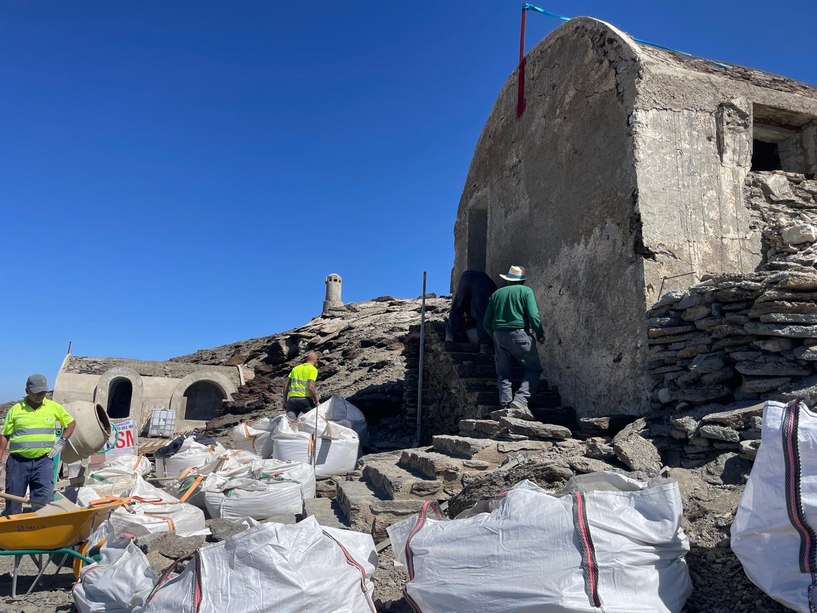 Las obras del refugio de Elorrieta, en imágenes