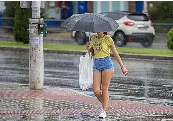 Aemet señala las zonas de Andalucía donde lloverá este domingo: Granada, la más afectada.