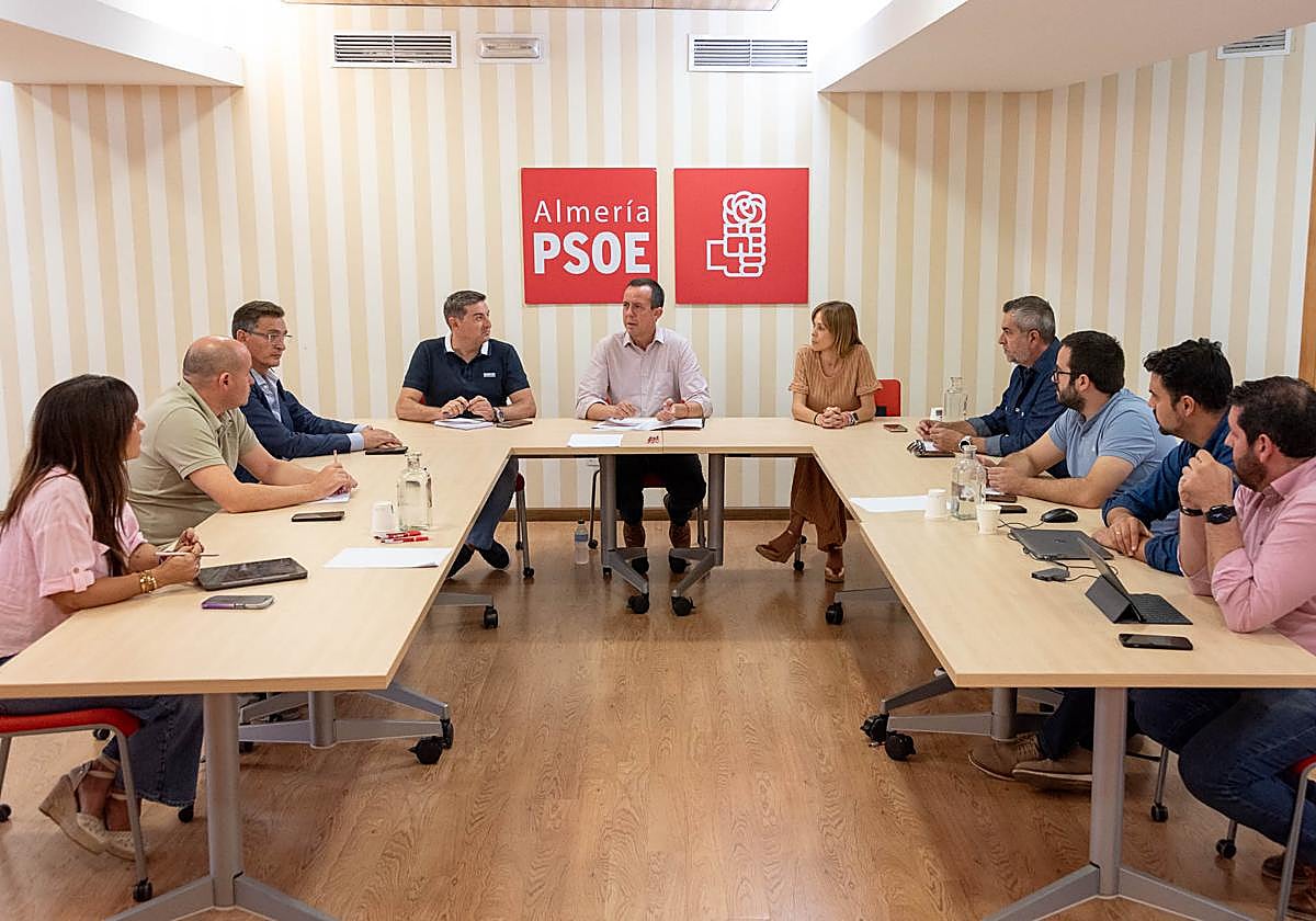 El PSOE considera «una burla» agilizar la dependencia solo a las personas de más de 90 años