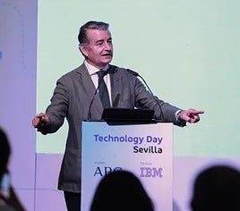 El consejero de la Presidencia, Antonio Sanz, en la clausura del encuentro ABC IBM Techonology Day