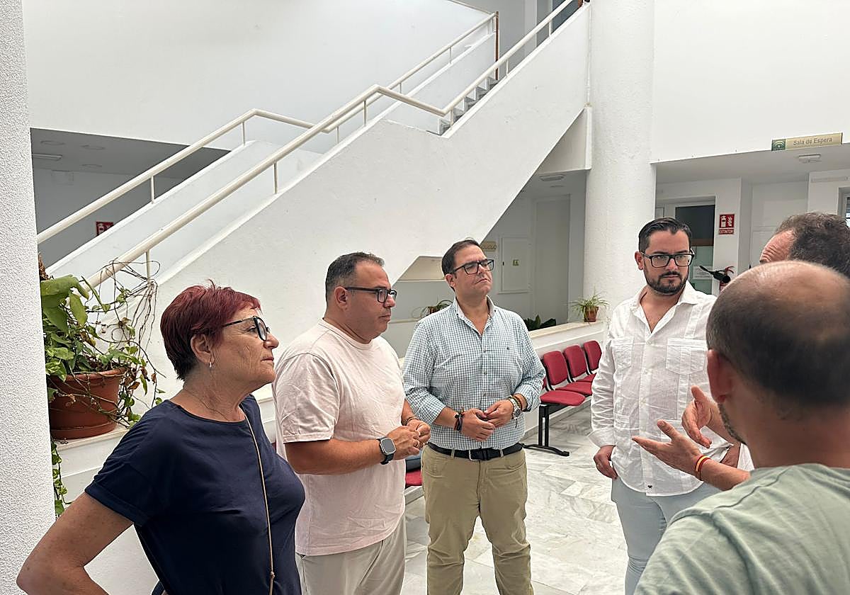 Torrecuevas afronta una inversión de más de 2,5 millones para su saneamiento integral y la iluminación y mejora de la carretera de Las Peñuelas