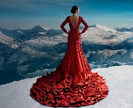 El vestido con origen en Lanjarón que llega al Museo del Traje de Sevilla