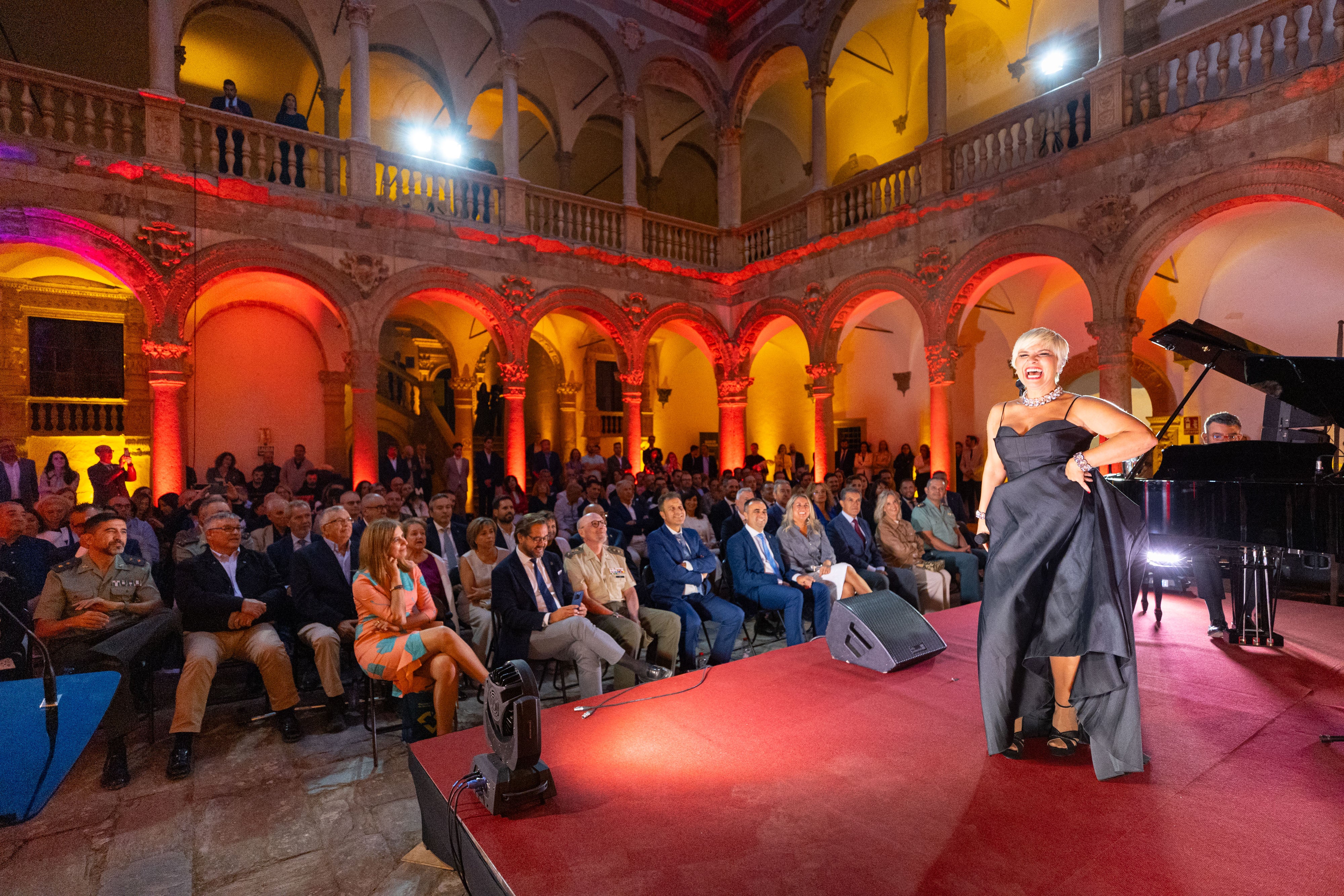 Las imágenes de la inauguración del castillo de La Calahorra este miércoles