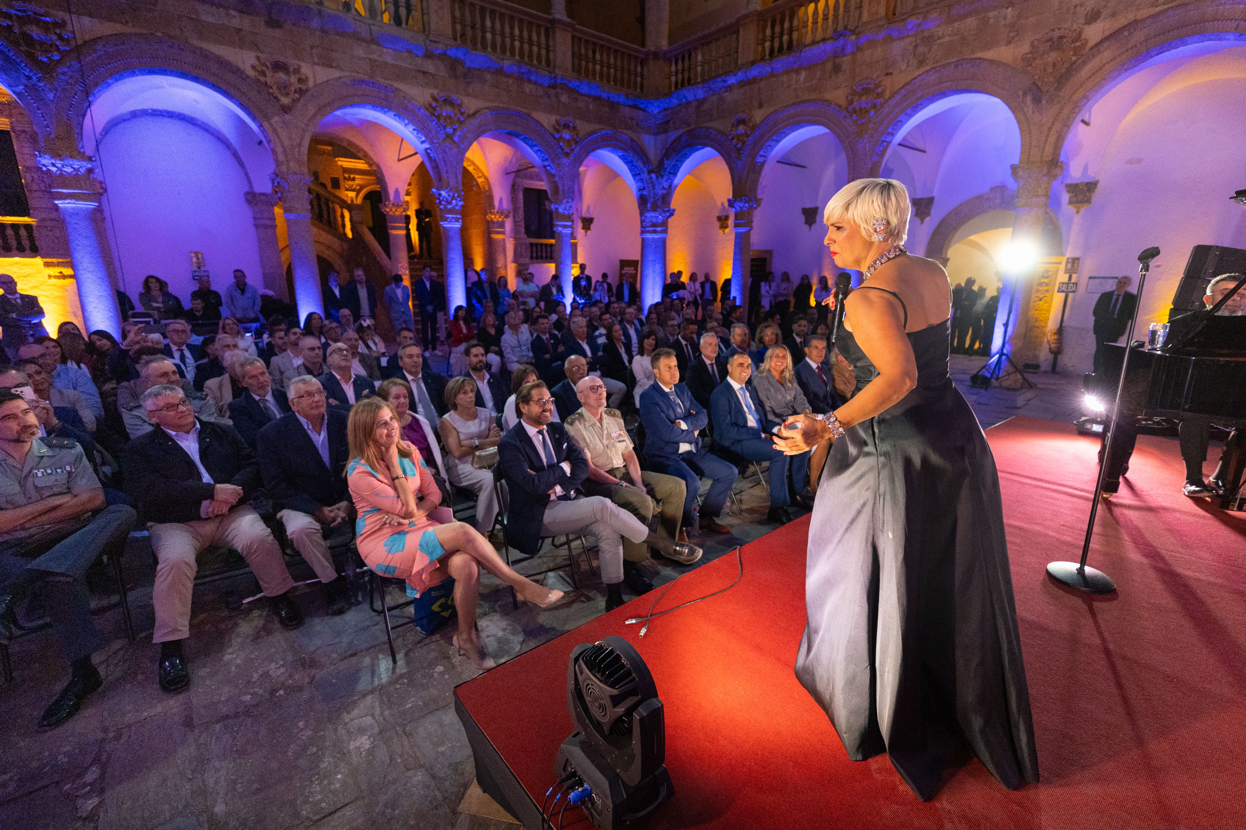 Las imágenes de la inauguración del castillo de La Calahorra este miércoles