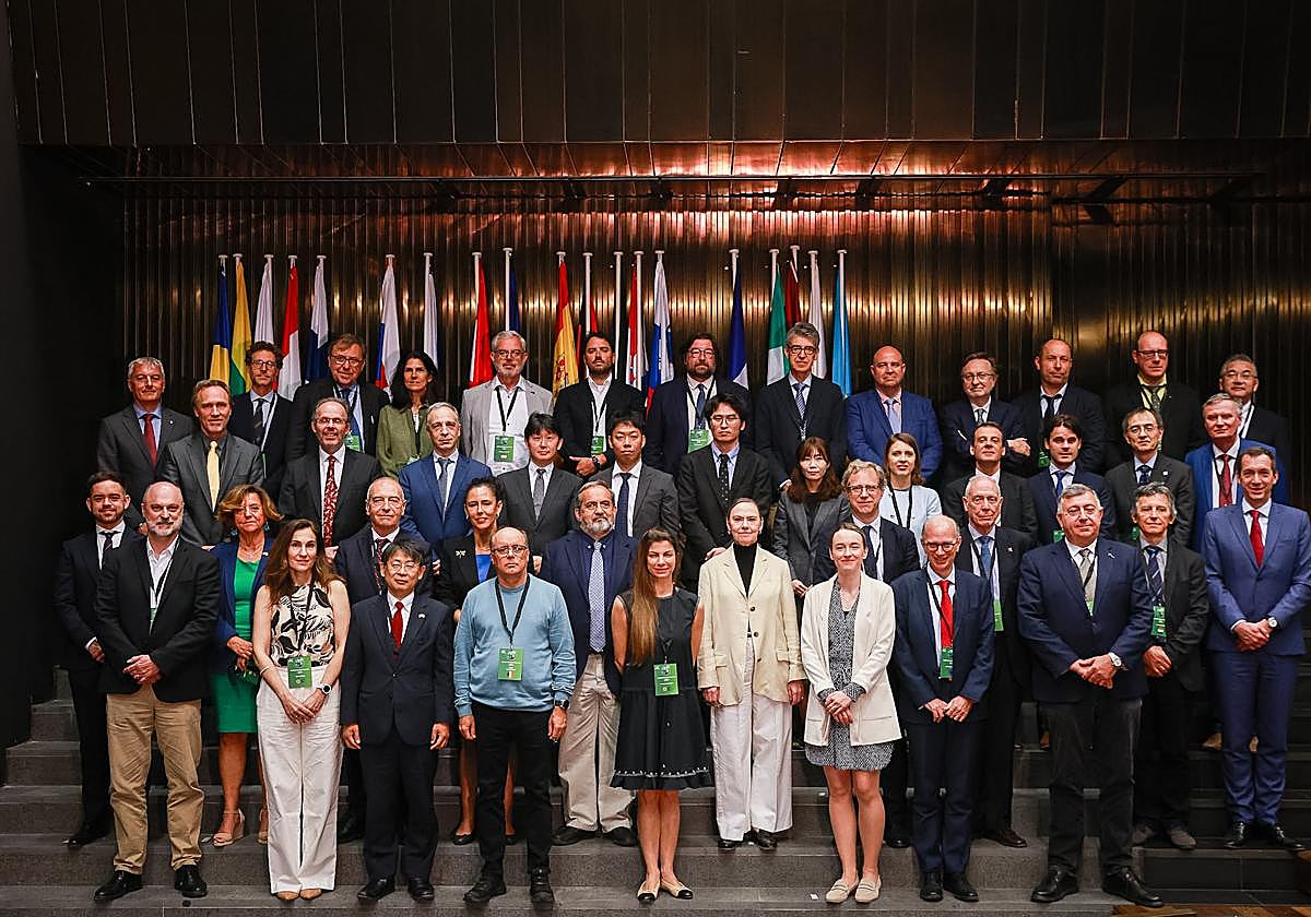Reunión del comité director de Dones en el Centro Lorca.