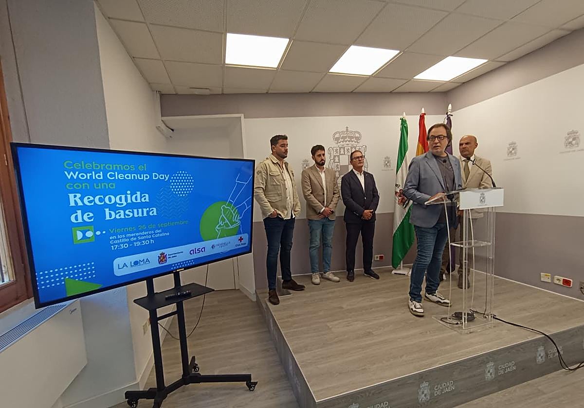 Presentación de la acción de limpieza conjunta en el entorno de Santa Catalina.