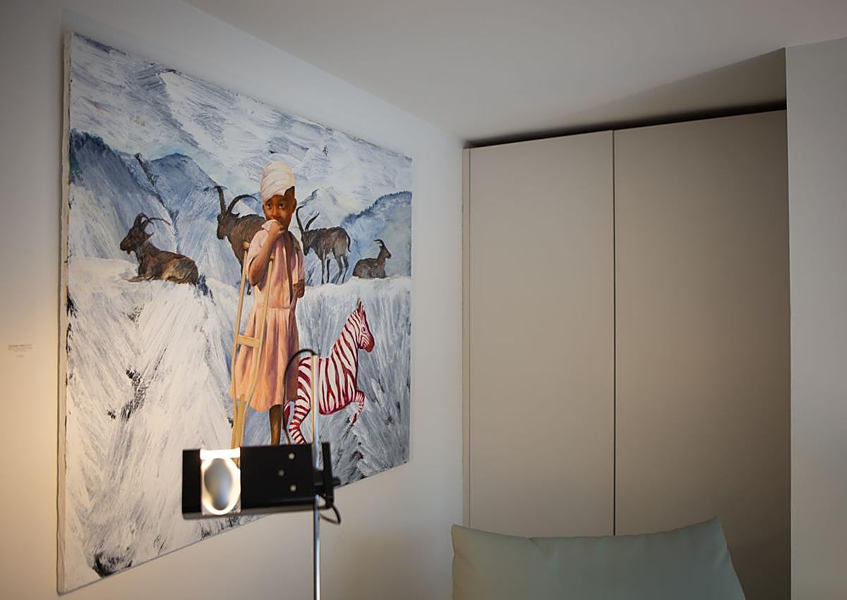 Imagen secundaria 1 - Obras de la exposición de Juan Vida. 