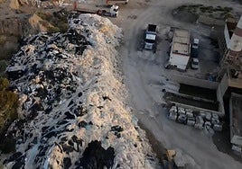 La Junta encarga un plan para restaurar los suelos del empresario procesado por acumular residuos durante años