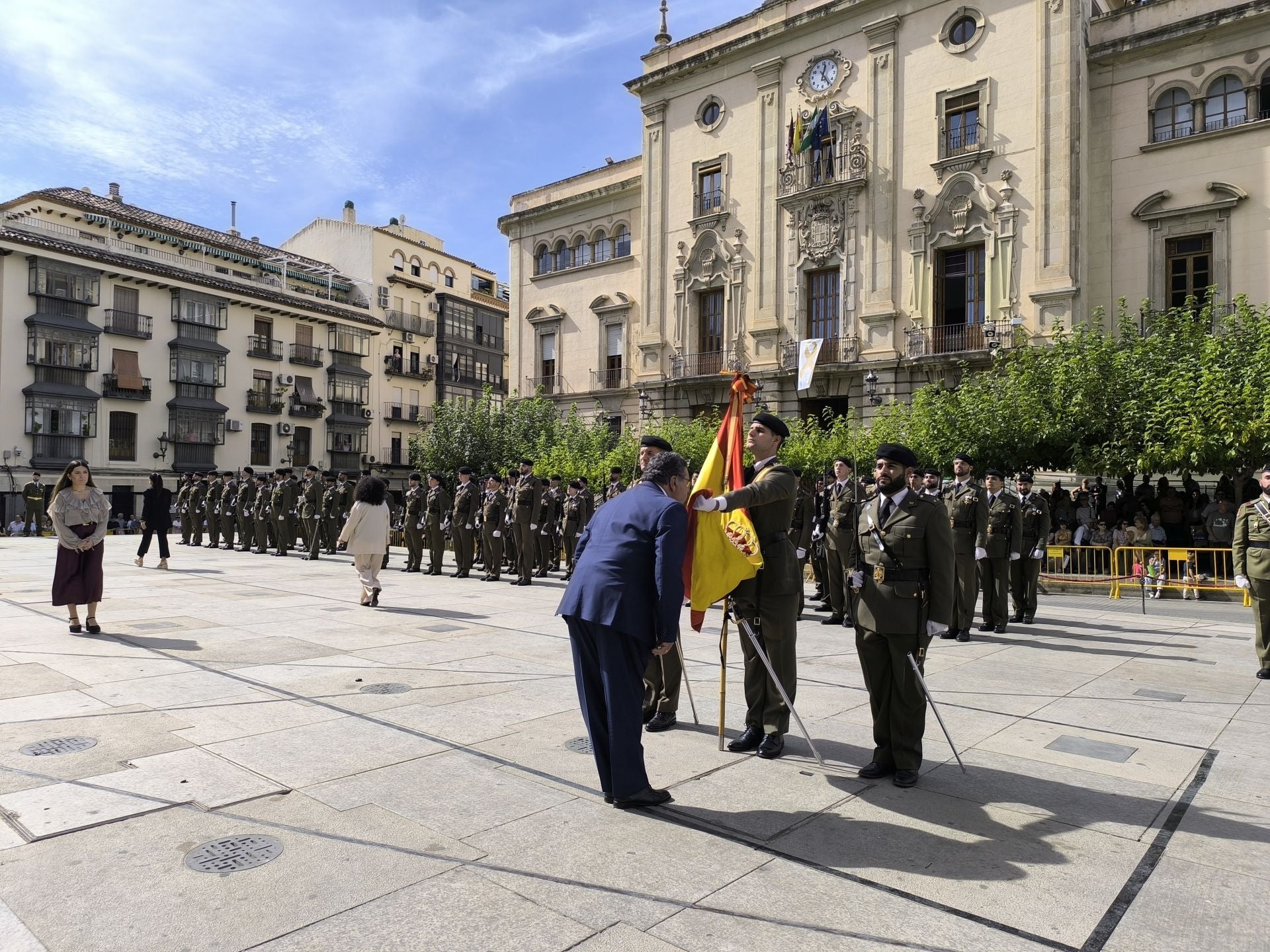 Las imágenes de los 450 civiles que juran bandera en Jaén