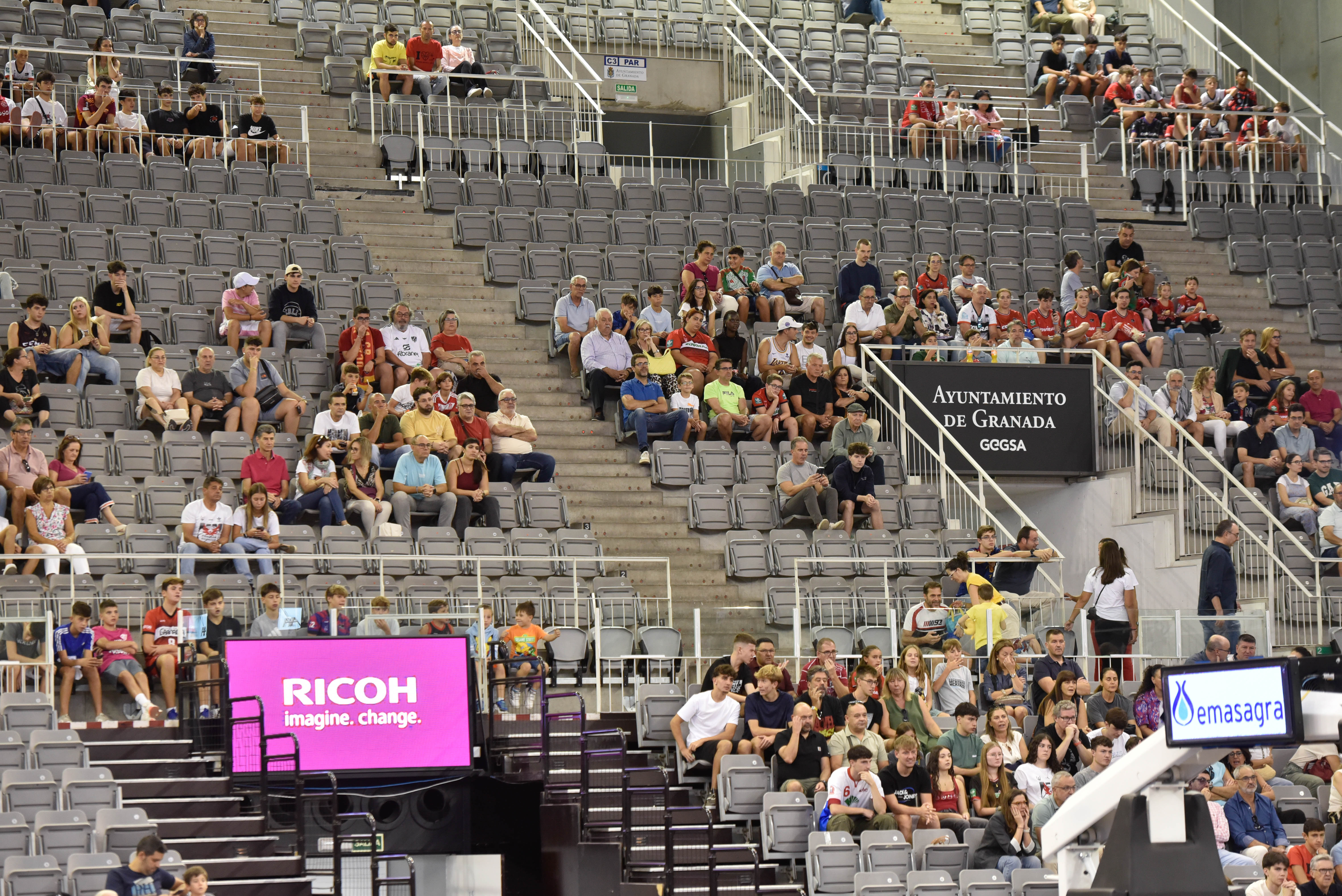 Encuéntrate en las gradas del Palacio en el partido entre el Covirán y el UCAM Murcia
