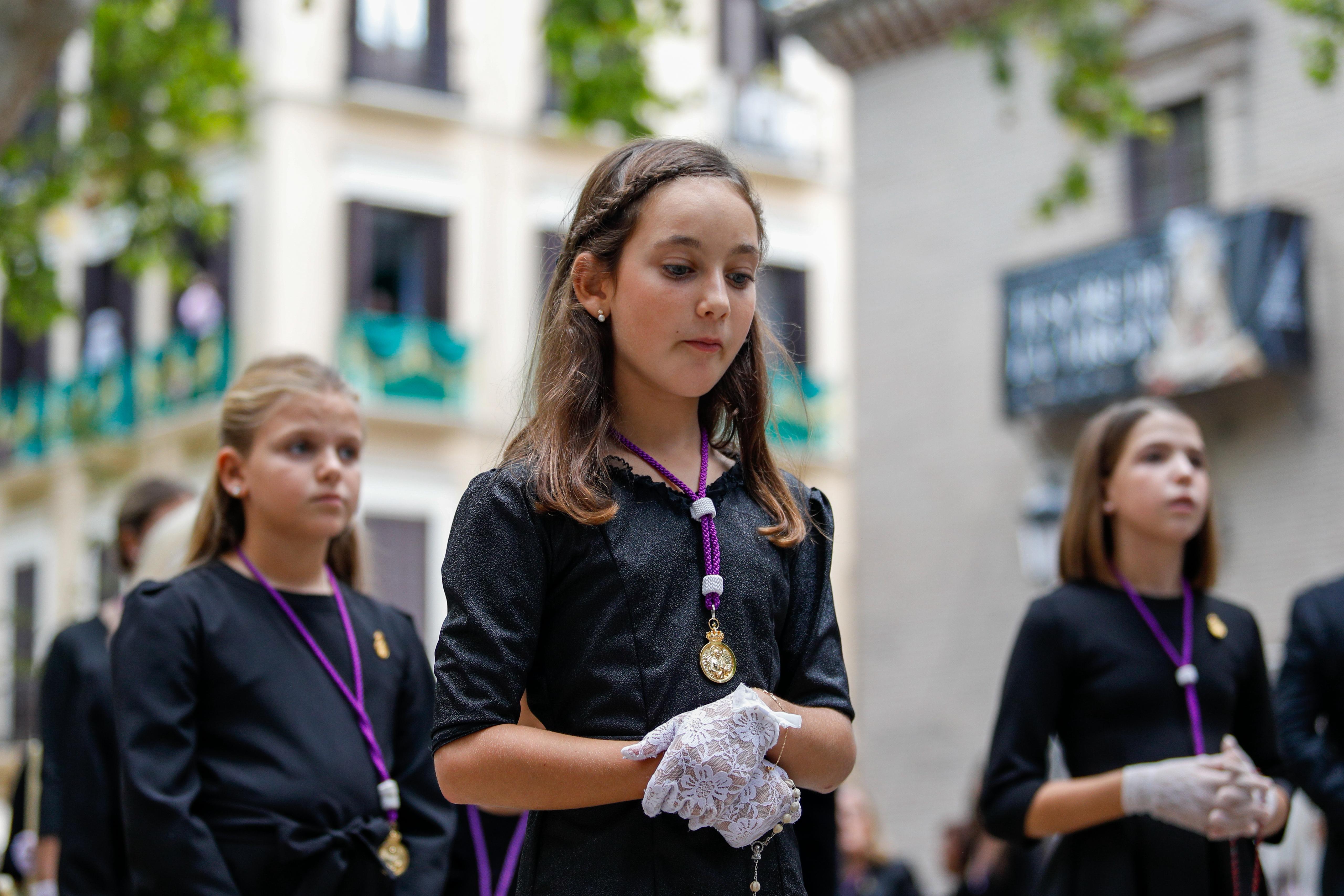 Las imágenes de la procesión de la Patrona por las calles de Granada