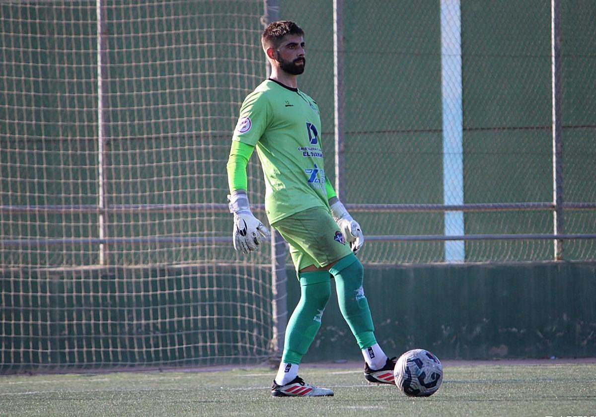 Manu fue importante para la victoria del Poli Almería.