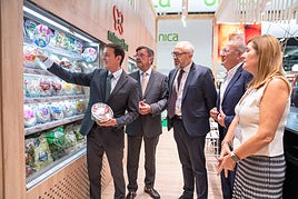 Diputación arropa al agro almeriense en Madrid con el tomate como producto estrella