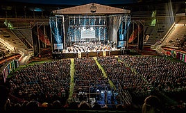 Inauguración de la Bienal, en la Plaza de Toros.