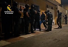 Cae una red albanesa dedicada al tráfico de drogas en Roquetas de Mar