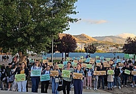 Manifestación en Huelma por la pérdida del transporte escolar.