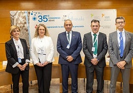 Los anfitriones del Congreso de la Sociedad Española de Alergología, ayer en el Palacio de Congresos.