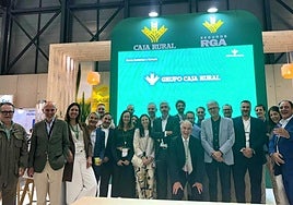 Caja Rural Granada reafirma su compromiso con el sector agroalimentario en Fruit Attraction 2025