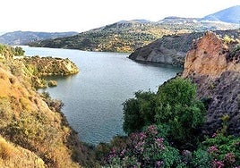 Tres embalses de Granada empiezan el año hidrológico en mínimos históricos recientes
