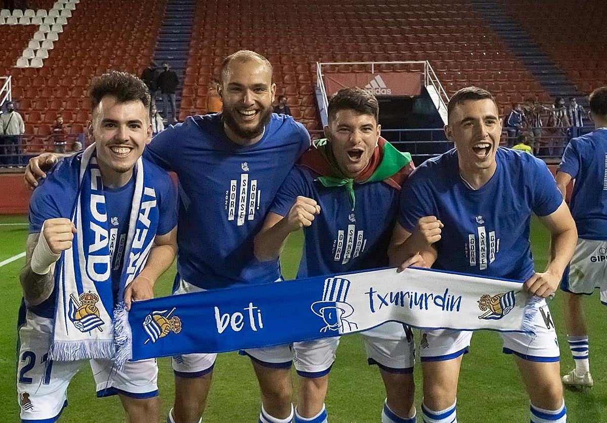 En sus tiempos en la Real, con Sola a la izquierda e Imanol Ezkurdia a la derecha.