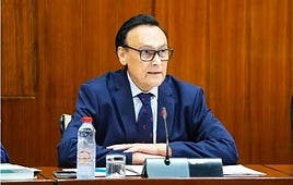 El Consejero De Universidad, Investigación e Innovación, José Carlos Gómez Villamandos, en Comisión Parlamentaria.