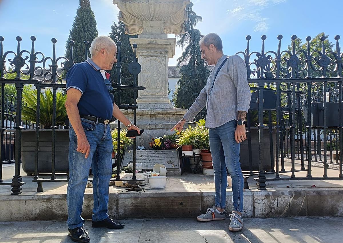Imagen secundaria 1 - El Realejo condena apesadumbrado los actos vandálicos sobre su Cristo de los Favores