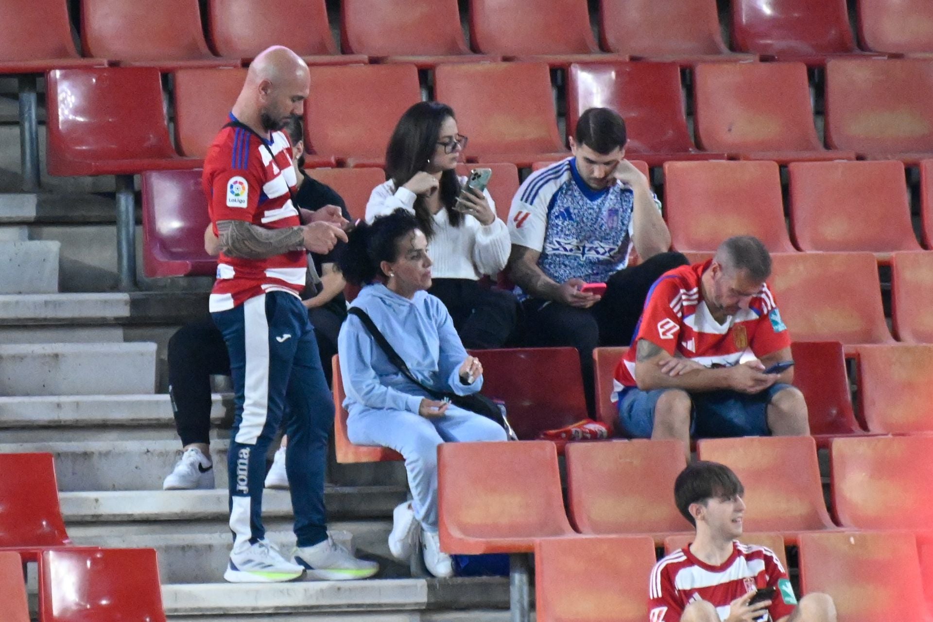 Encuéntrate en Los Cármenes durante el Granada-Real Sociedad B