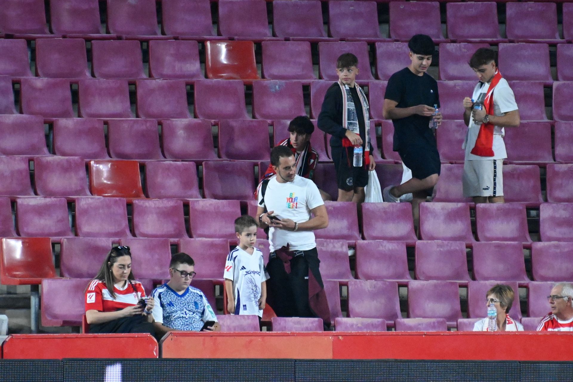 Encuéntrate en Los Cármenes durante el Granada-Real Sociedad B