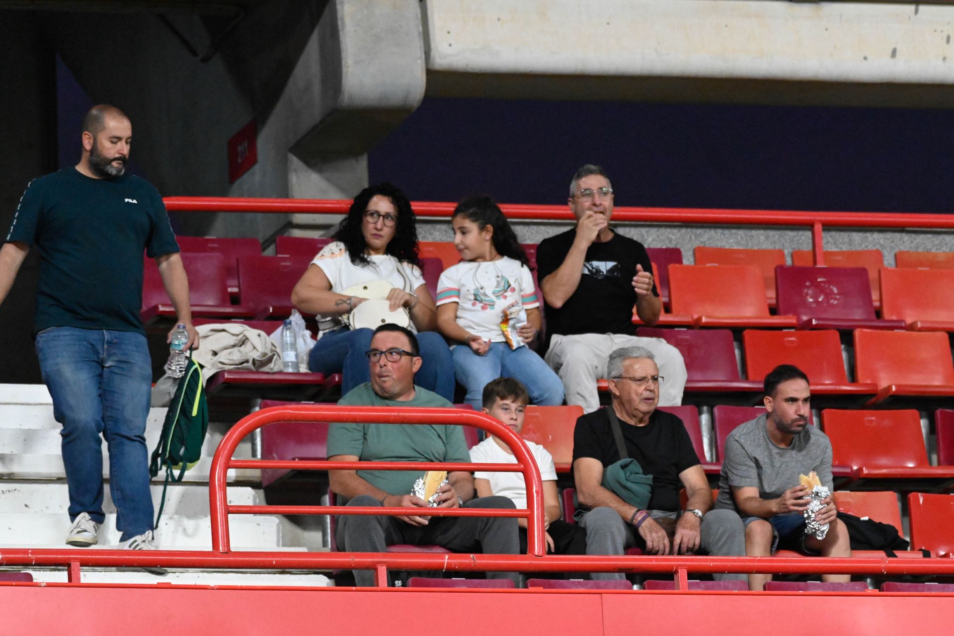 Encuéntrate en Los Cármenes durante el Granada-Real Sociedad B