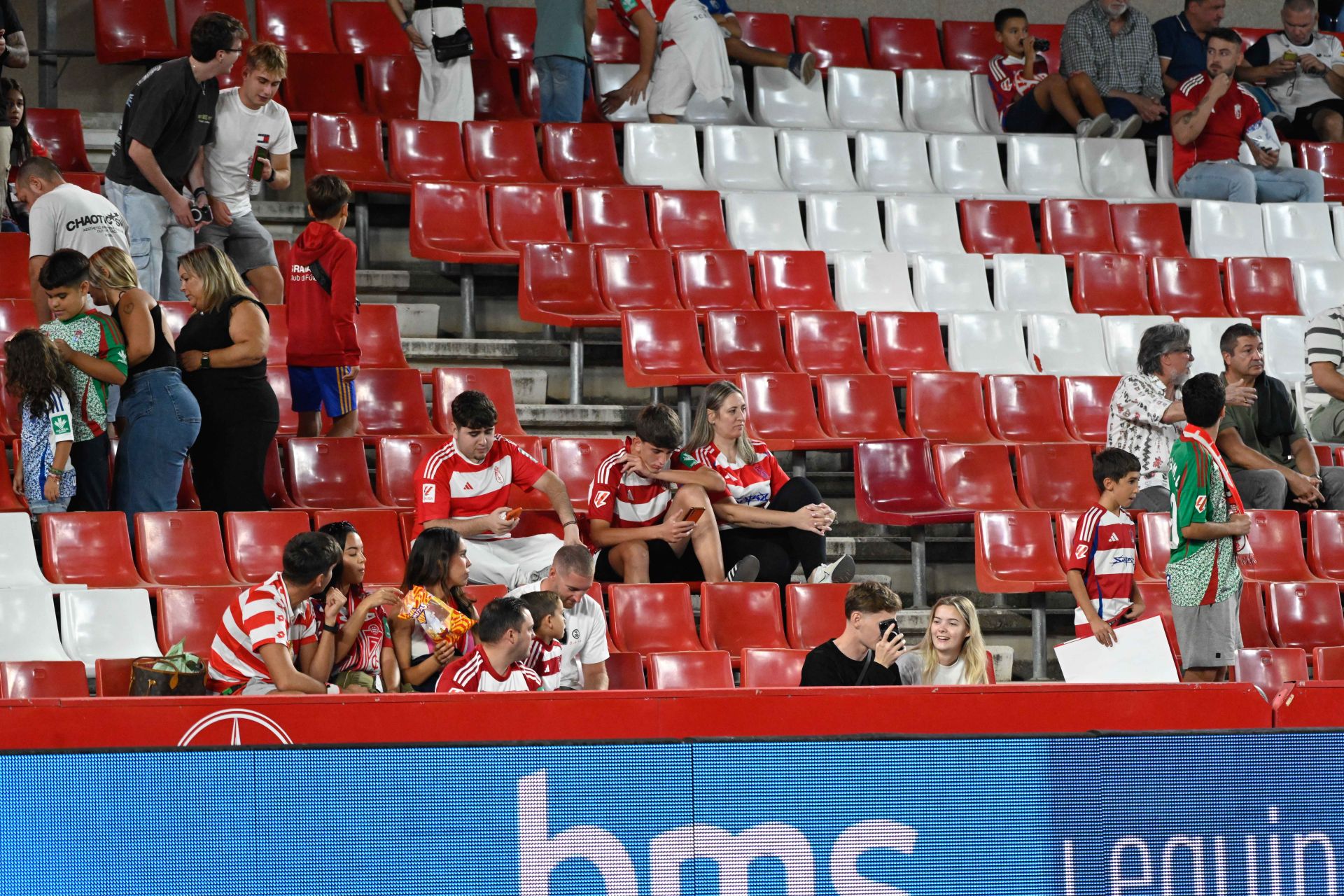 Encuéntrate en Los Cármenes durante el Granada-Real Sociedad B