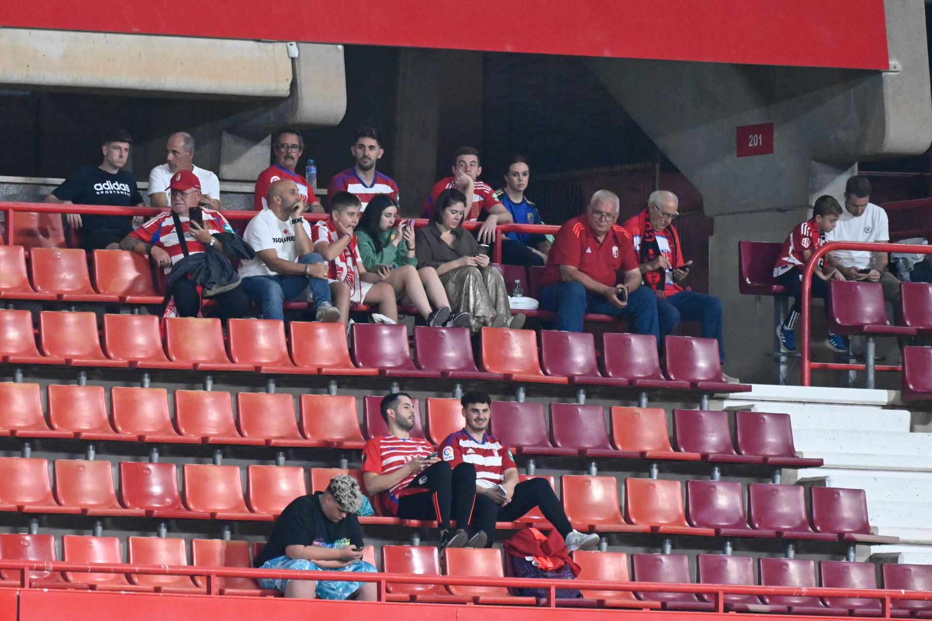 Encuéntrate en Los Cármenes durante el Granada-Real Sociedad B