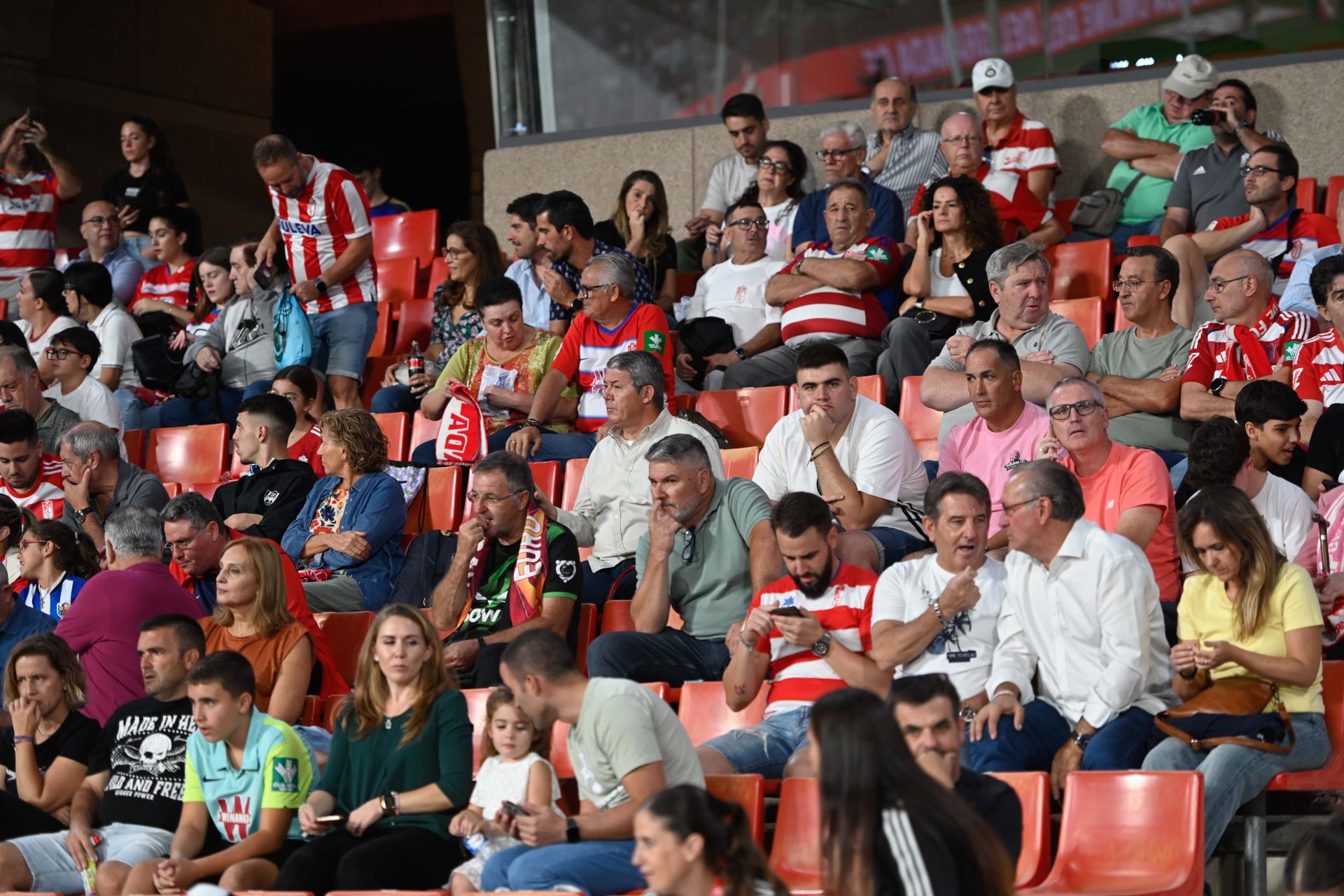 Encuéntrate en Los Cármenes durante el Granada-Real Sociedad B