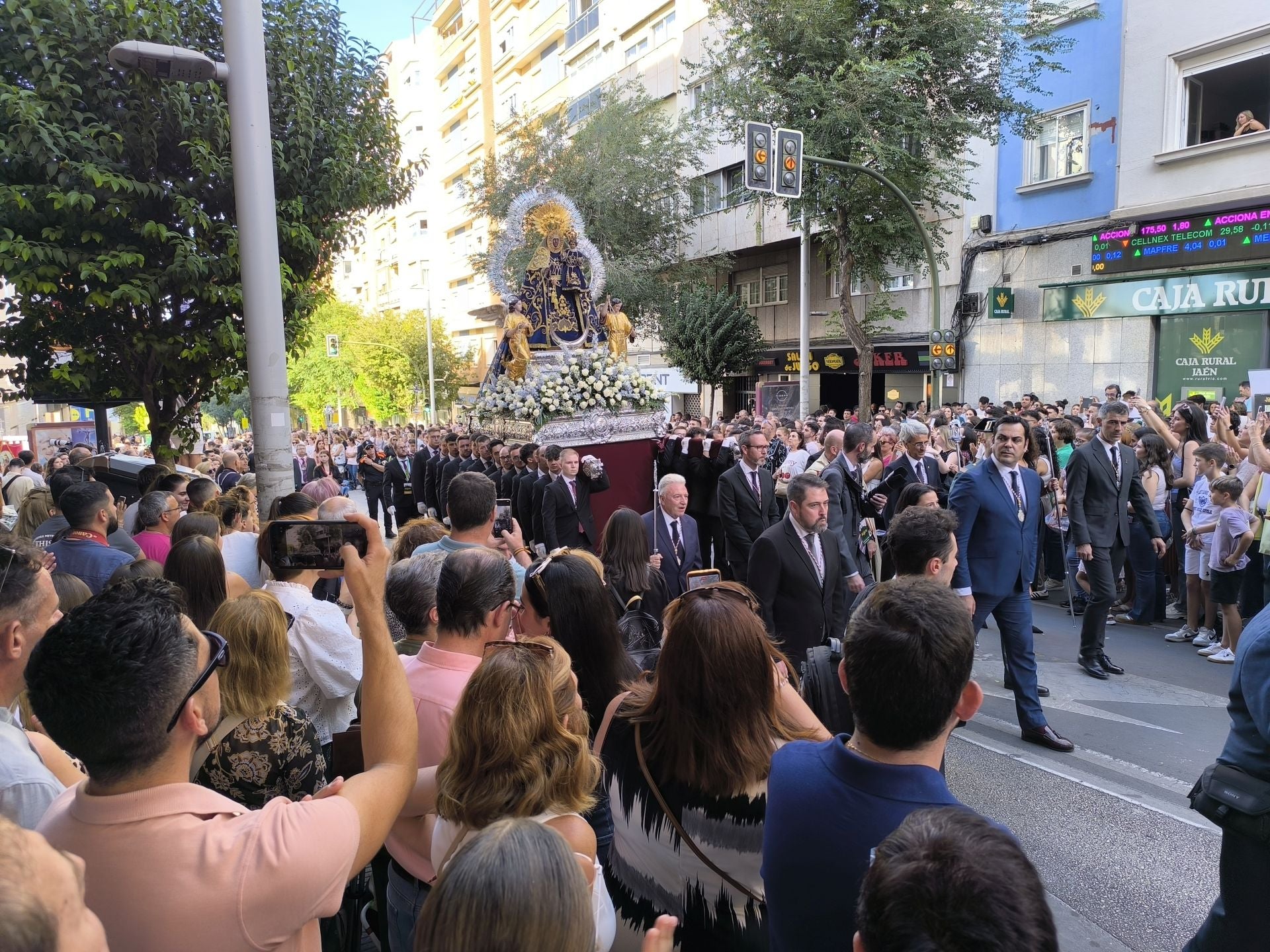 Las imágenes de los cristos y vírgenes que han participado en la Magna de Jaén