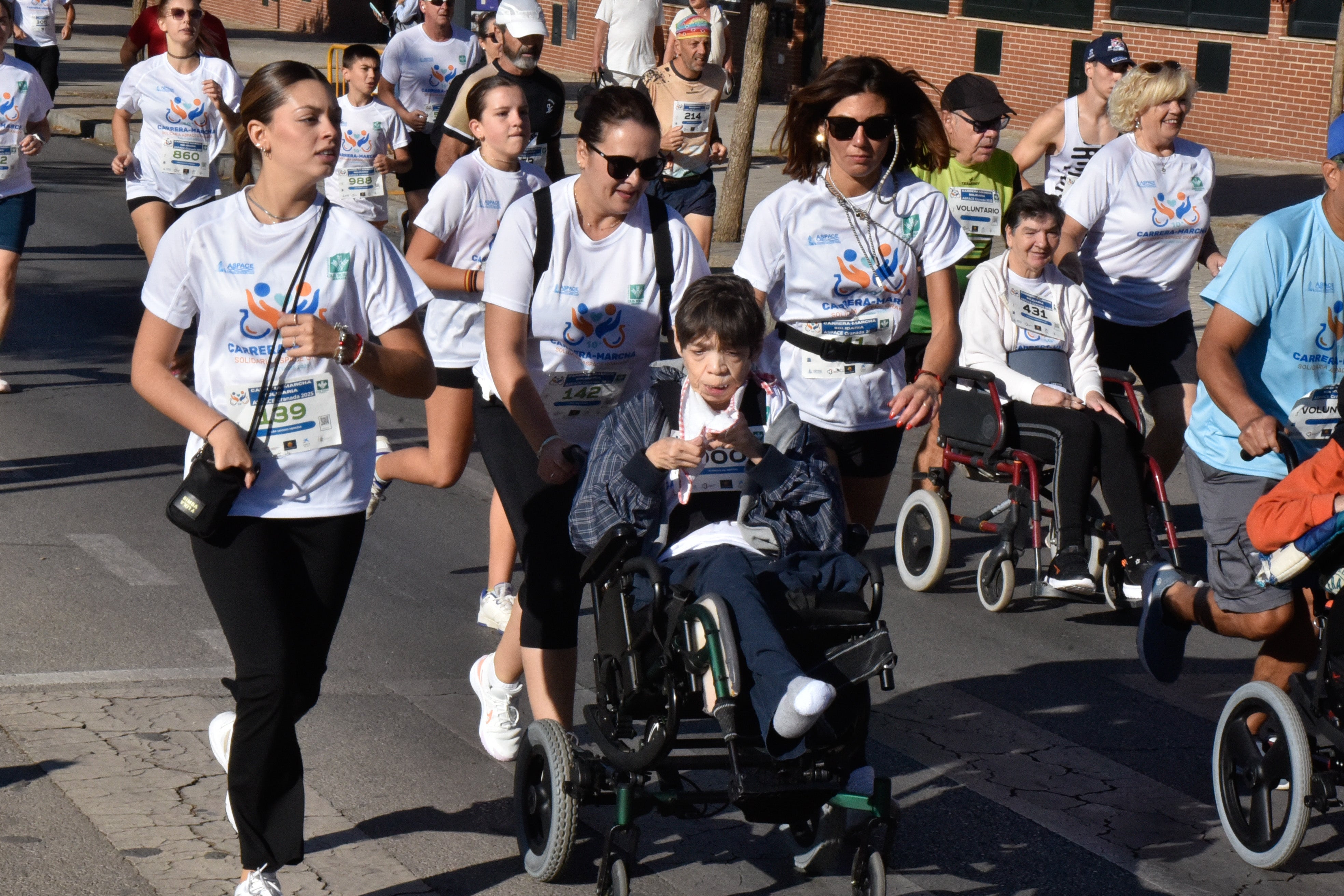 Encuéntrate en la carrera de Aspace en Granada