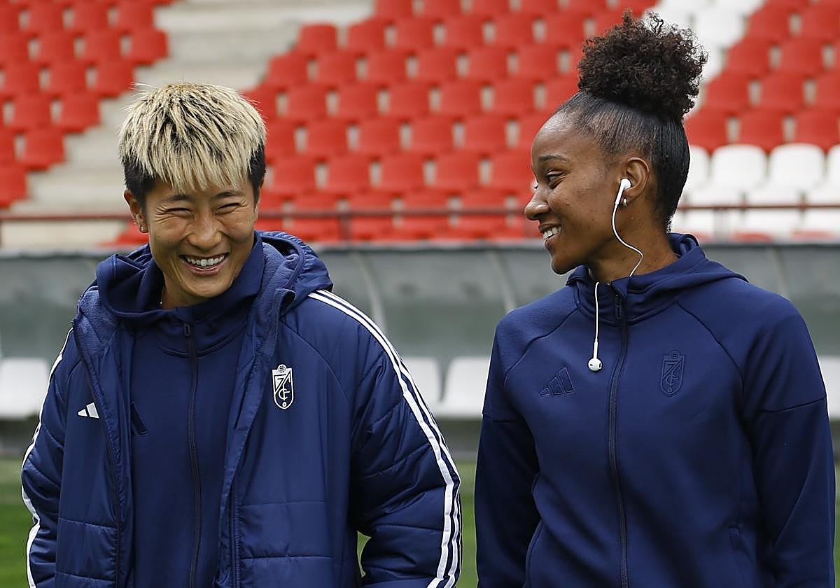 Las jugadoras del Granada femenino, en Las Gaunas.