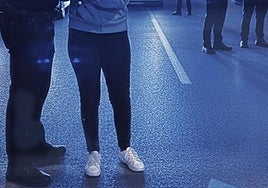 Momento de la detención de la mujer.