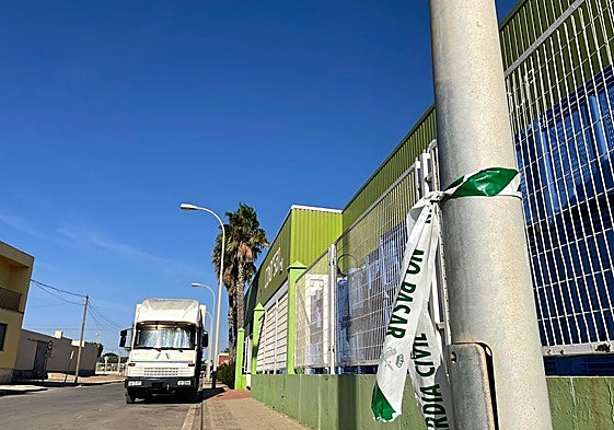 Calle Mirasol, donde se halló el vehículo y el cadáver de Antonio Campos la madrugada del lunes, 29 de septiembre.