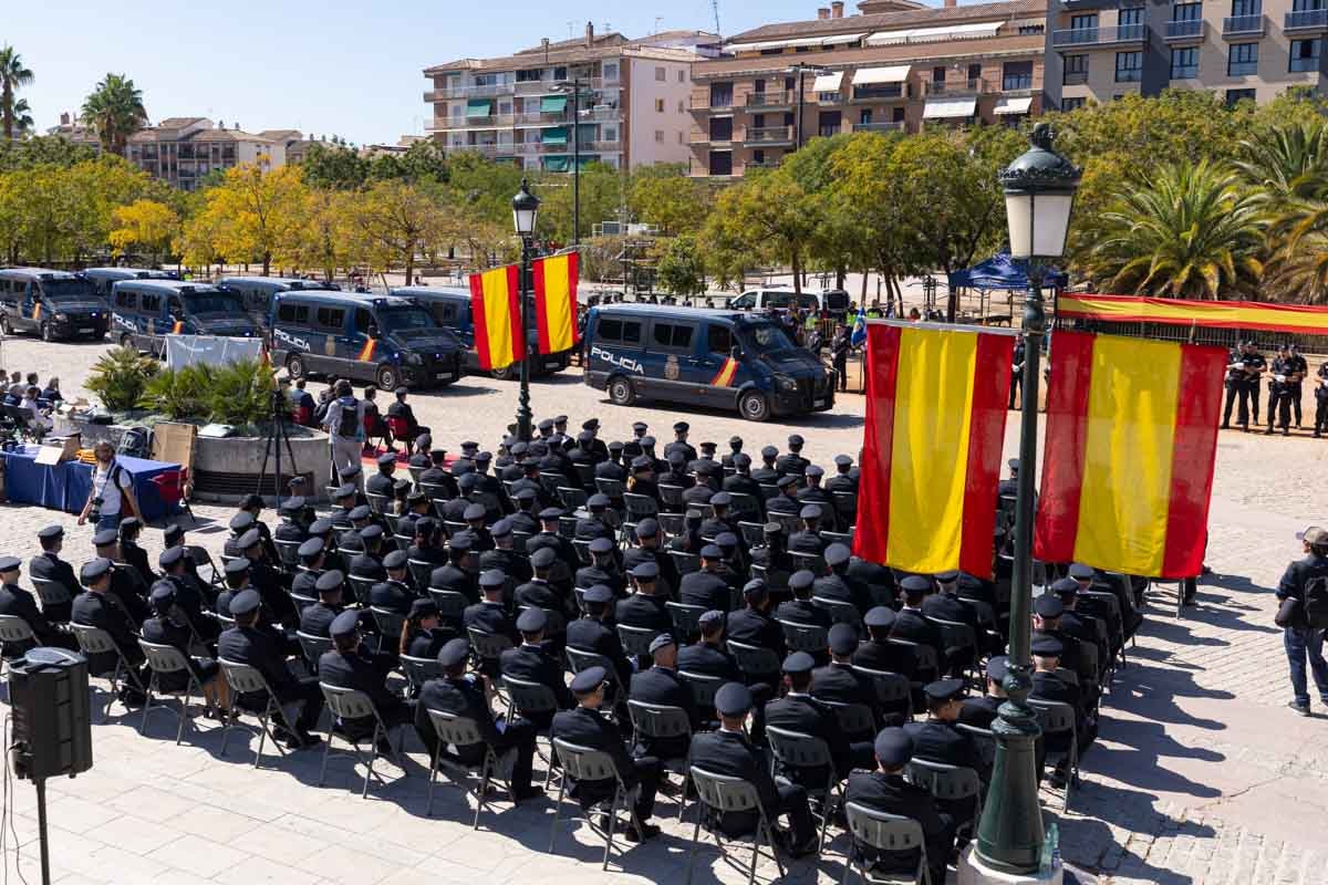 Las imágenes de la celebración del Patrón de la Policía en Granada