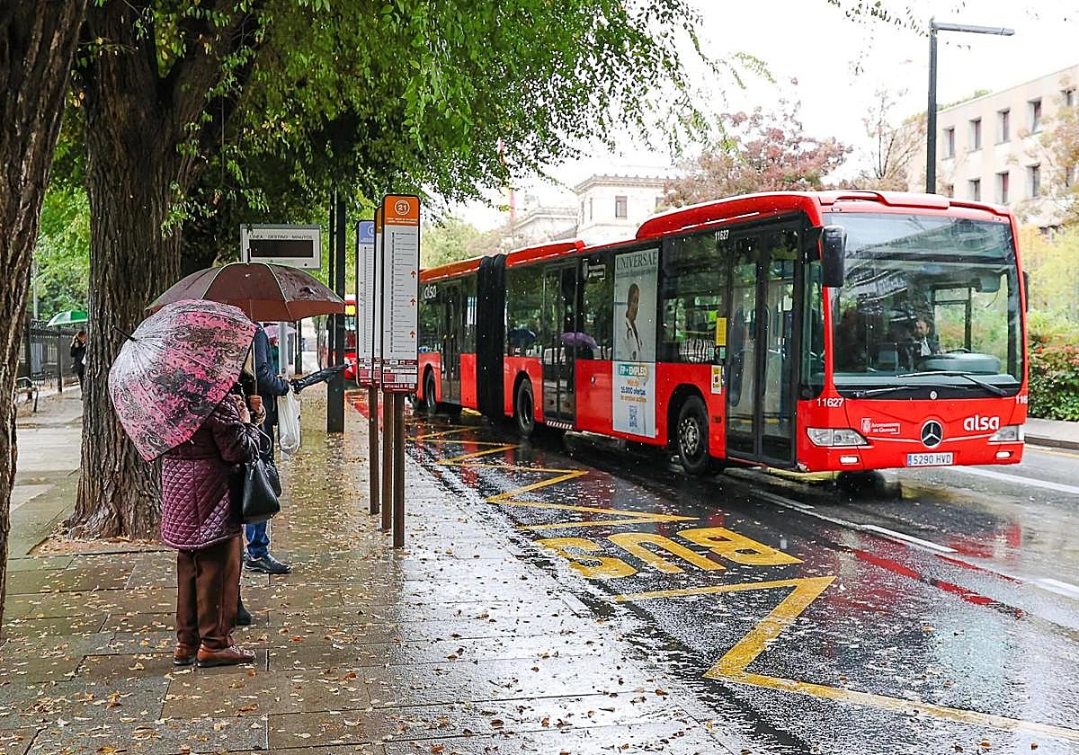 La lluvia y un tiempo inestable serán los protagonistas los próximos días en Granada.