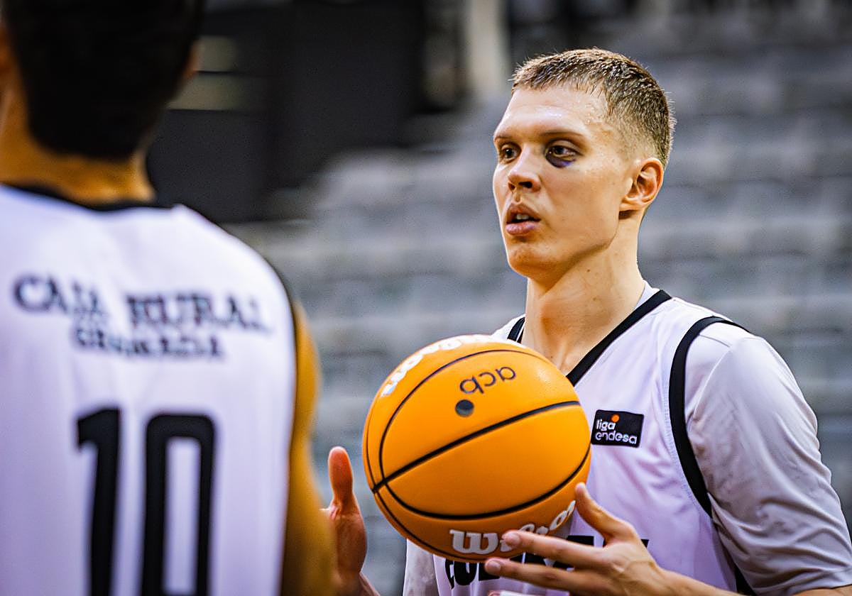 Ojo morado de Valtonen.