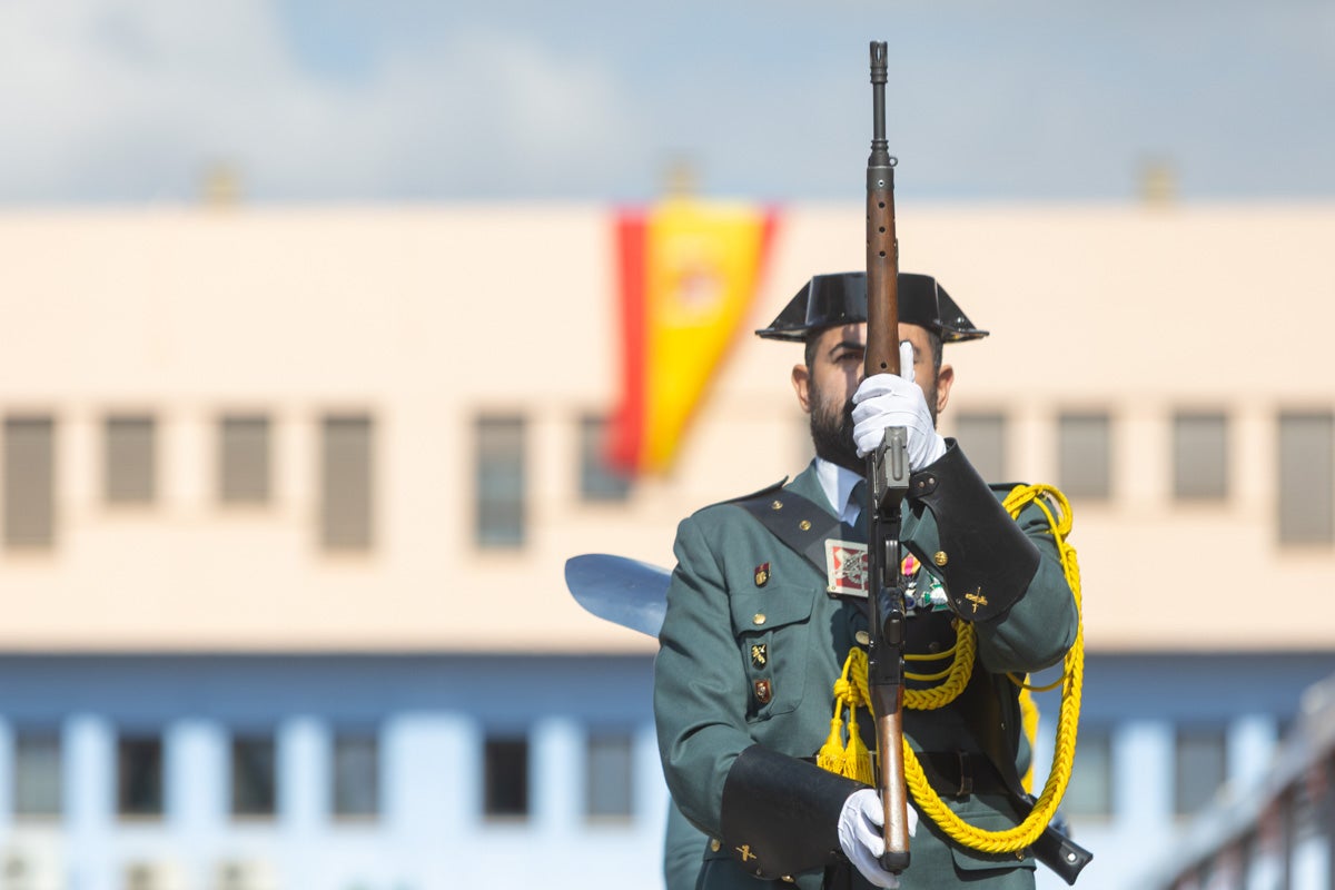 Las imágenes del Día de la Patrona de la Guardia Civil en Granada