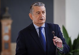 El consejero de la Presidencia, Interior, Diálogo Social y Simplificación Administrativa, Antonio Sanz.