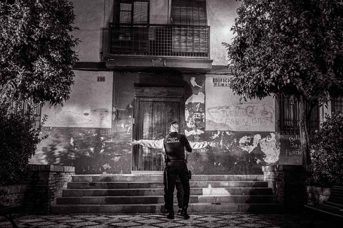 La patrulla, al detalle: una noche con la Policía Local de Granada