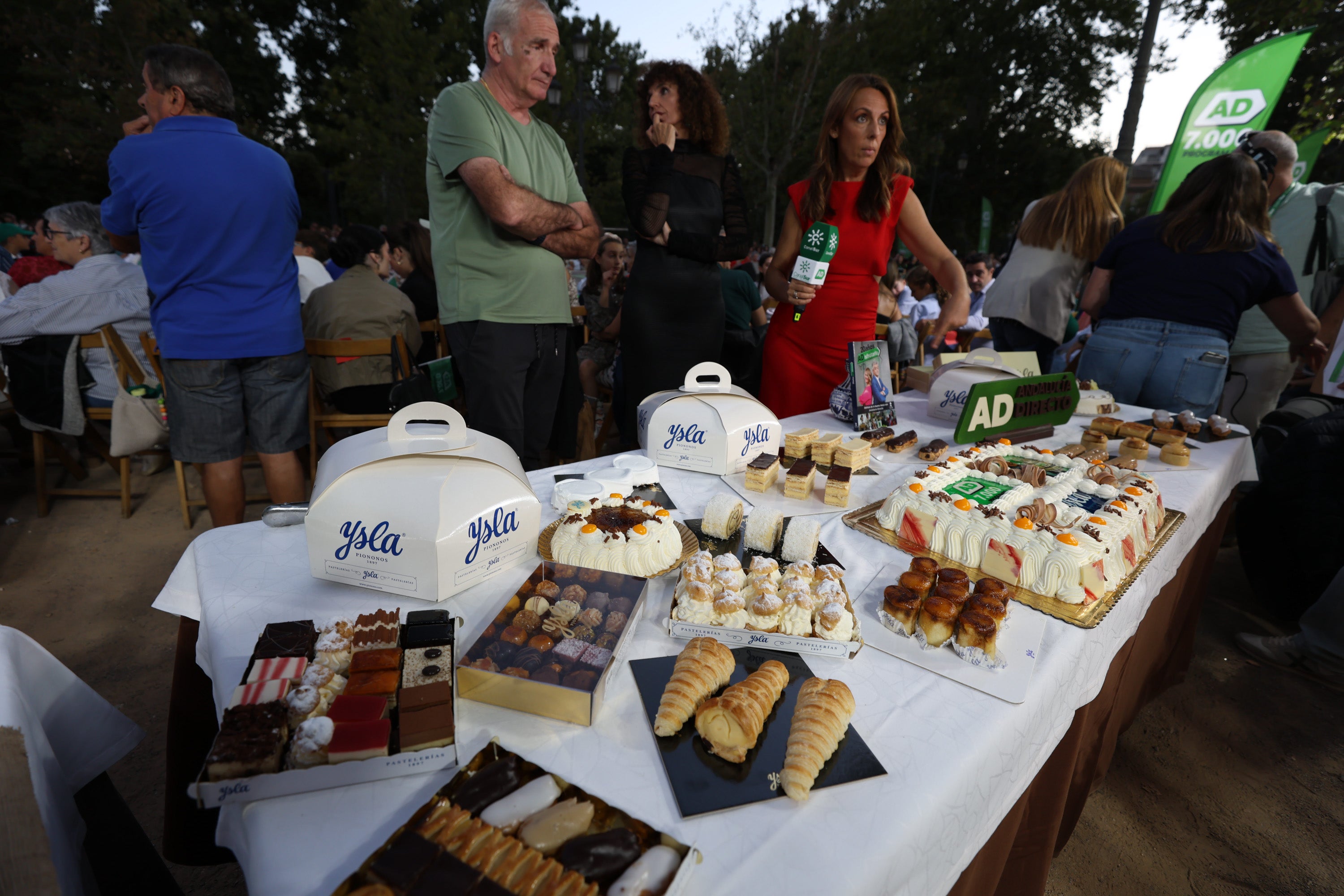 La imágenes de la celebración en Granada de los 7.000 programas de Andalucía Directo